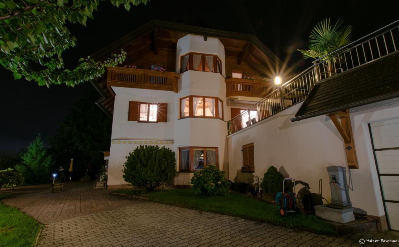 Ferienhaus Holzer Villach Exteriör bild